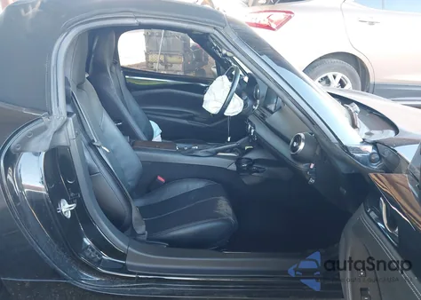 2022 Mazda Mx-5 Miata Grand Touring z USA, uszkodzony, nr VIN JM1NDAD72N0501518